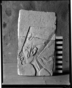 A sculptor's trial piece with an image of Nefertiti. Courtesy of the Egypt Exploration Society
